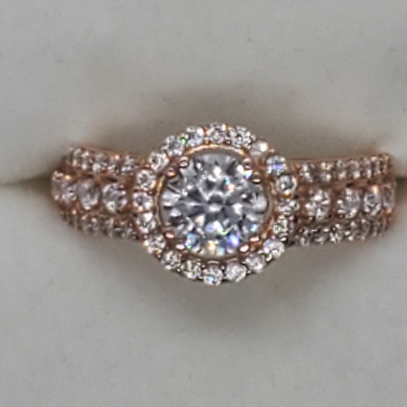 14 KT Rose Gold CZ Ring - Picture 5 of 7